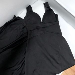 Windsor Black Elegant Black Body Con , Body-con Floor Length Gown with Slit